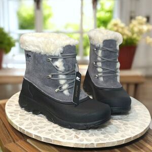 Sorel Snow Angel Insulated NL3482-052 Gray Black Winter Boots Faux Fur Women’s 7